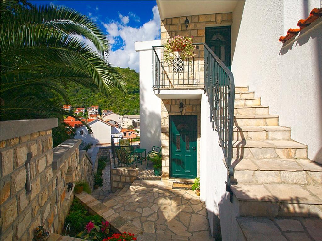 Klaris Guest House Budva Exterior photo