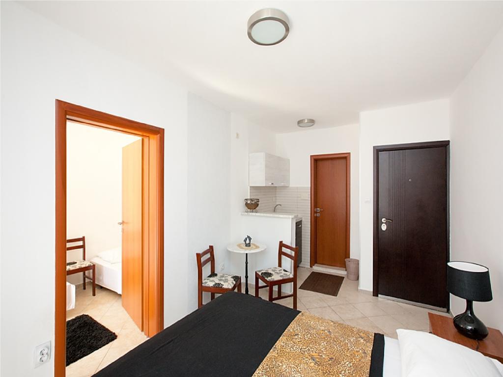 Klaris Guest House Budva Room photo